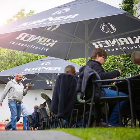 Landgasthaus Moselhoehe Inn *