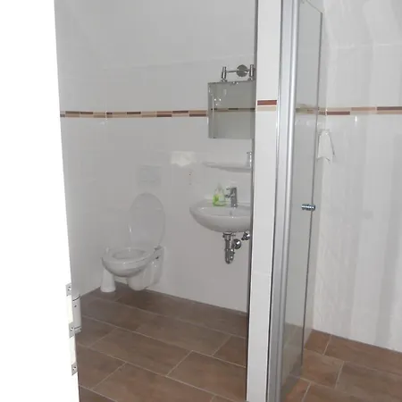 Landgasthaus Moselhoehe Inn *