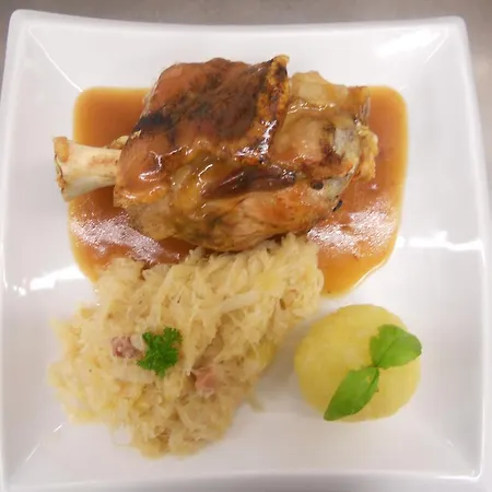 Landgasthaus Moselhoehe * Liesenich