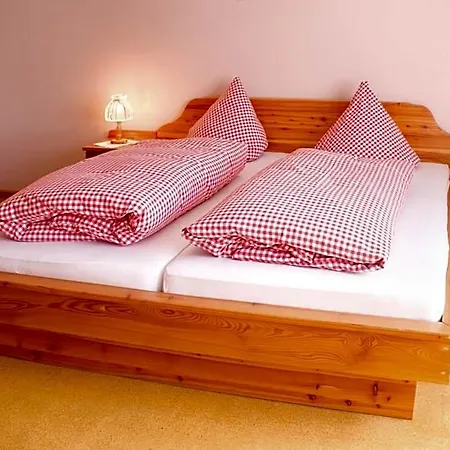 Landgasthaus Moselhöhe Hotel *