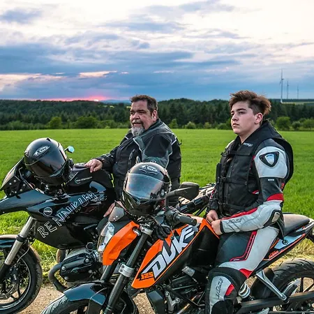 Landgasthaus Moselhoehe Inn