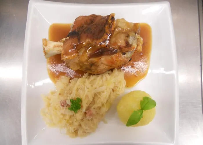 Landgasthaus Moselhoehe * Liesenich